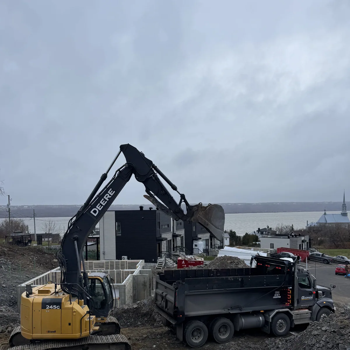 Transport - MICA Excavation Québec 2